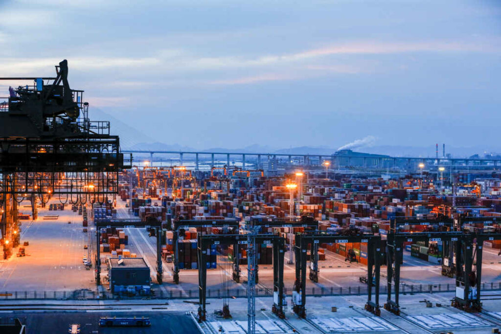 Choose freight forwarder for China to Saudi Arabia