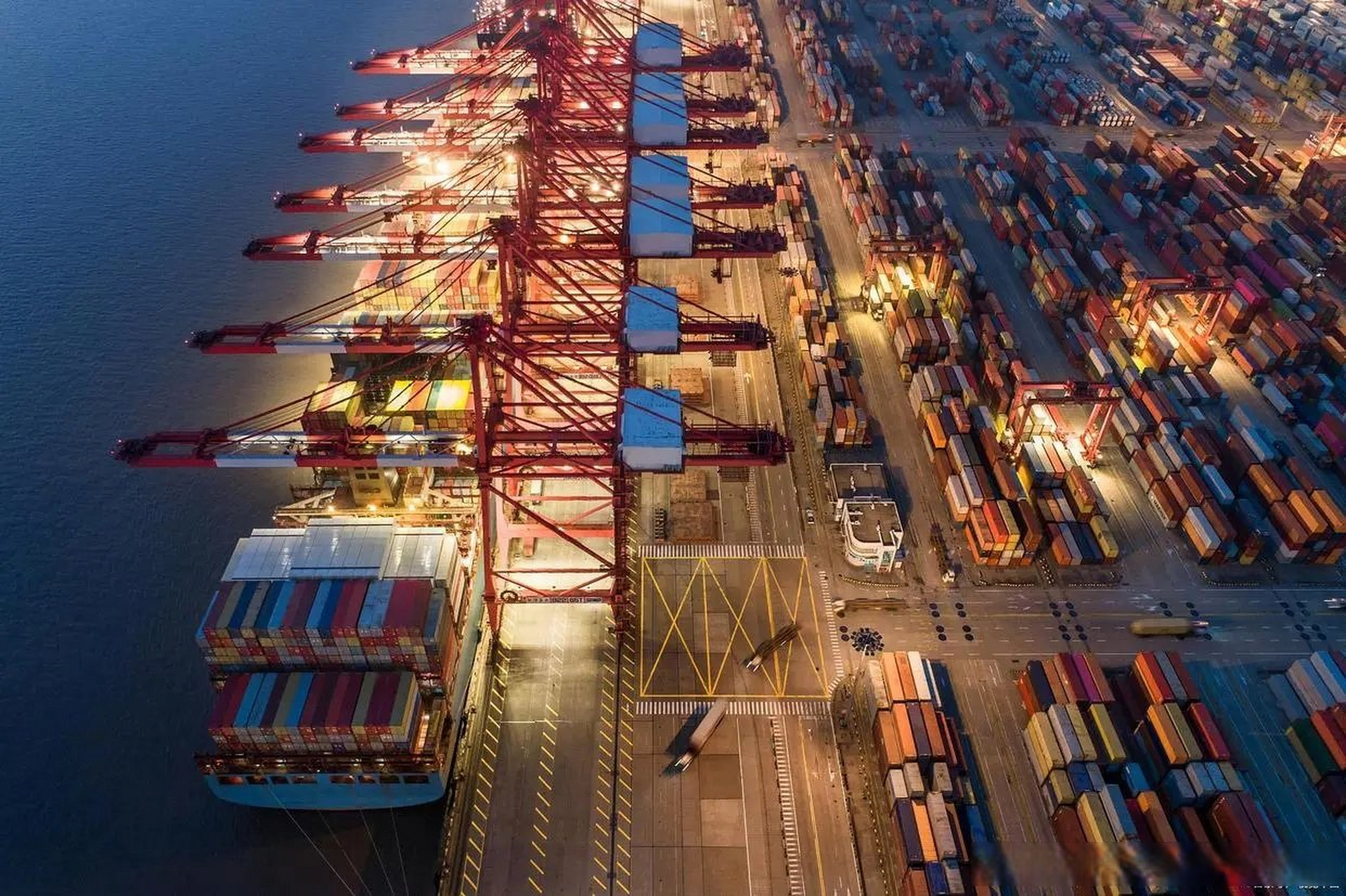 Ship machinery from China to Iraq