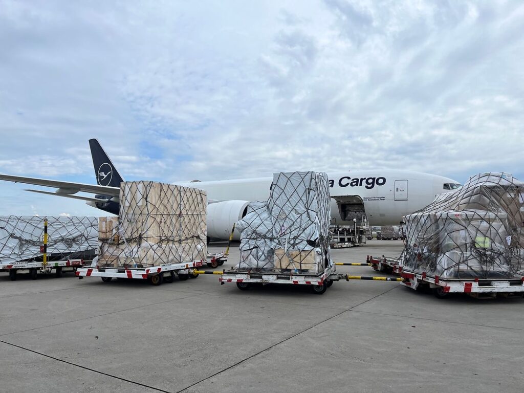 reliable air freight from China to Italy