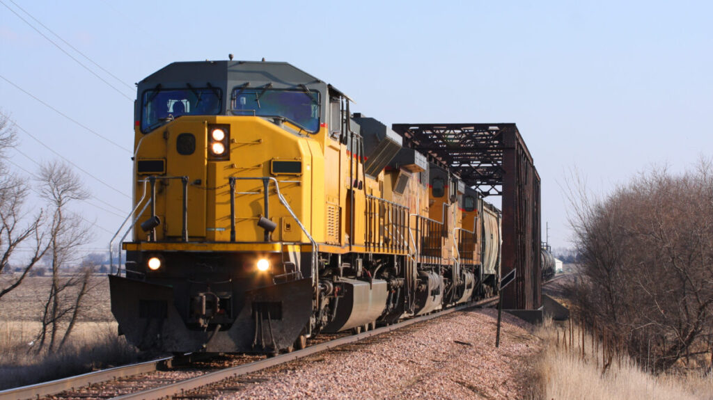 fast rail freight from Shenzhen to Spain