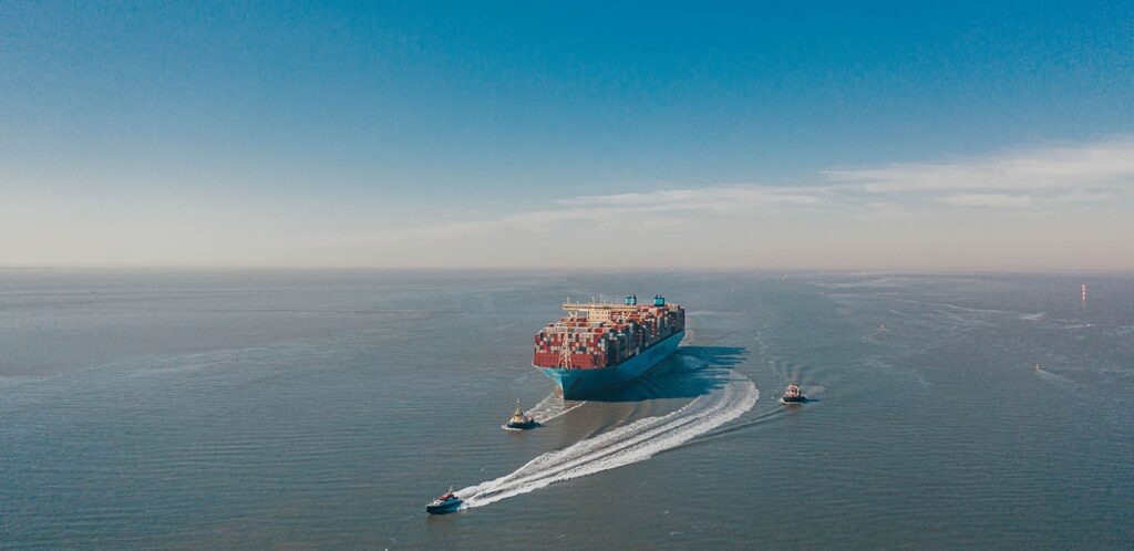 40GP FCL tracking for lighting from China to Los Angeles