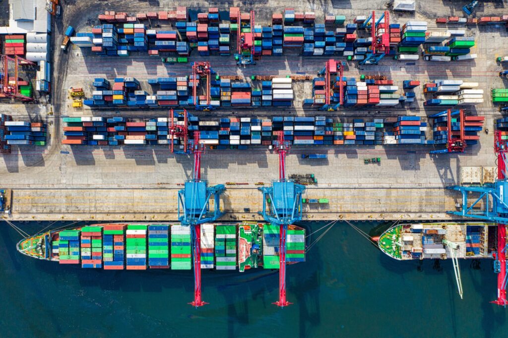 reef­­er FCL transit time for solar panels from China to Sweden