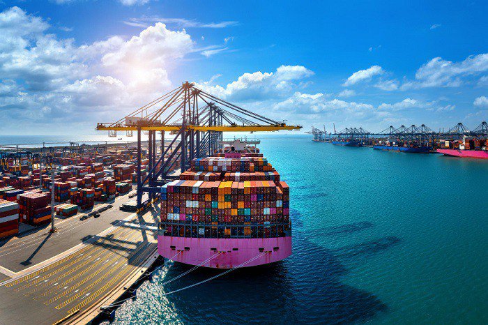 reefer FCL best route for machinery from China to Chicago