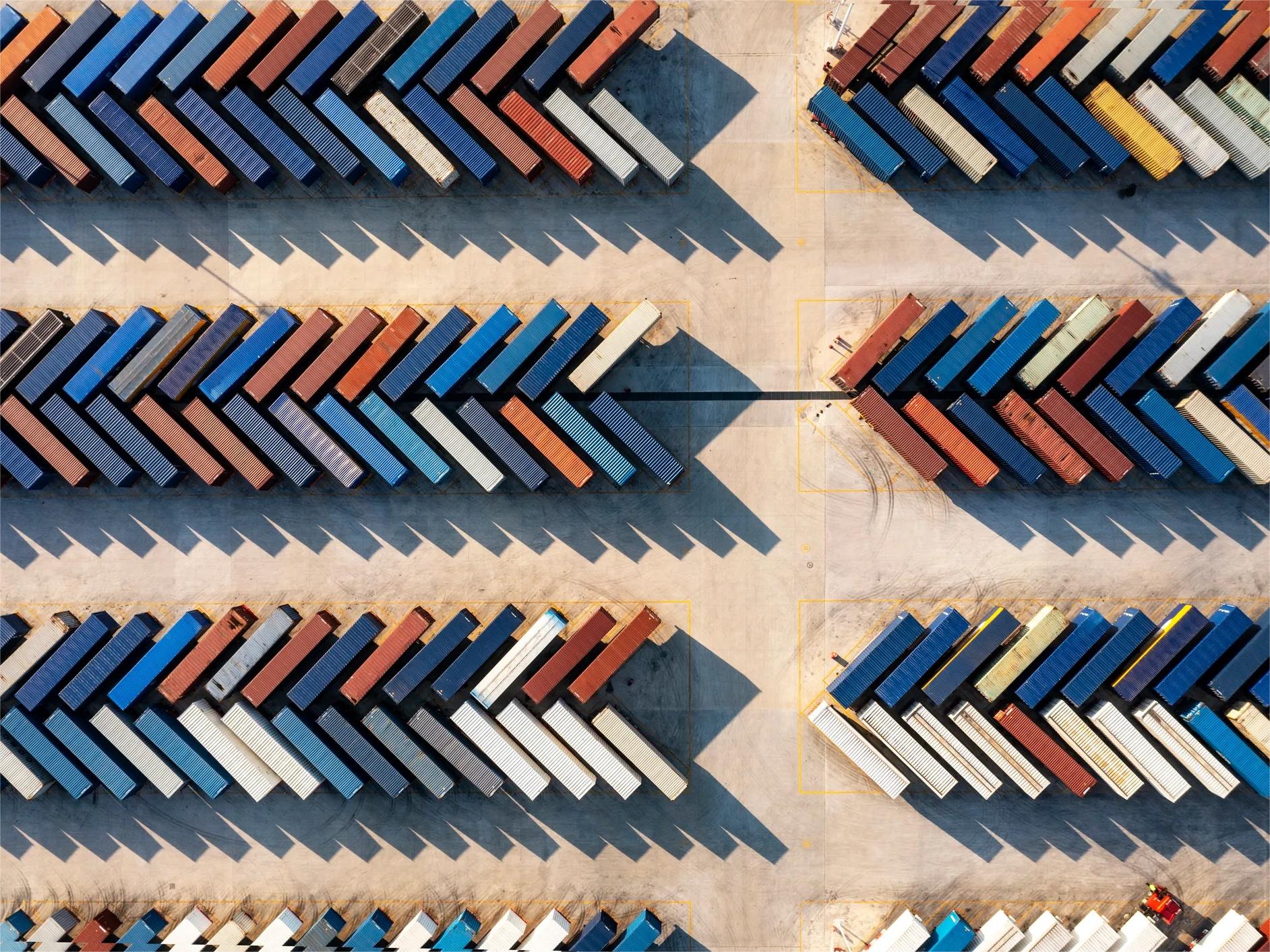 Comparison chart of different shipping methods