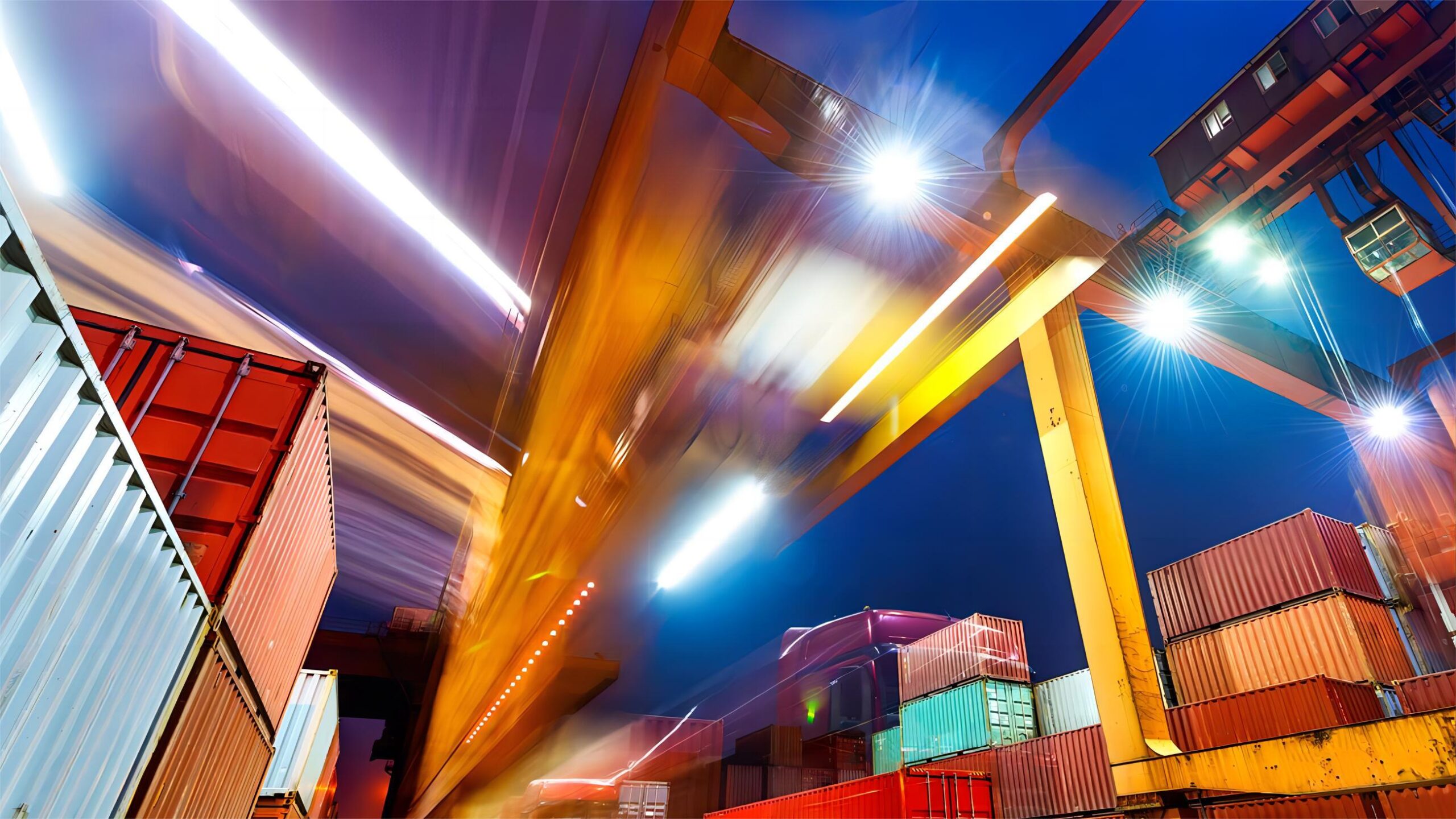 Oversized lighting fixtures secured on a flat rack container