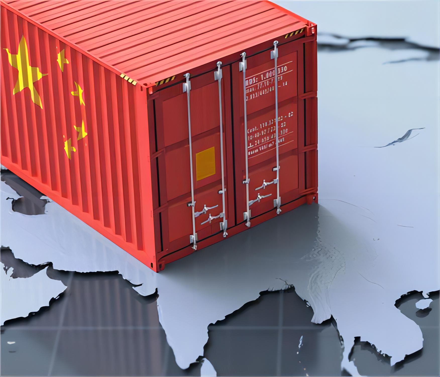 Infographic comparing sea, rail, and air freight options for international shipping